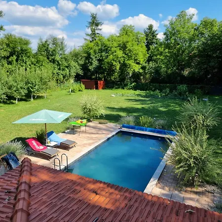 In Velika Aleja At Ilidza * Σαράγεβο