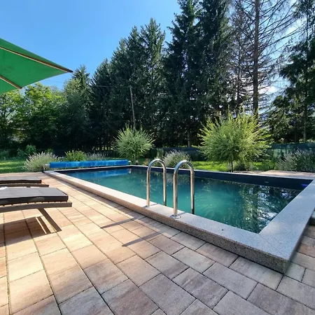 In Velika Aleja At Ilidza * Σαράγεβο