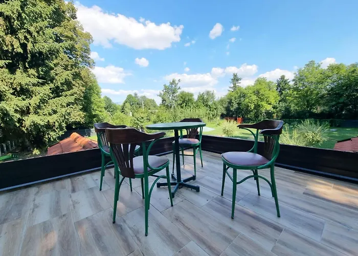 In Velika Aleja At Ilidza דירה